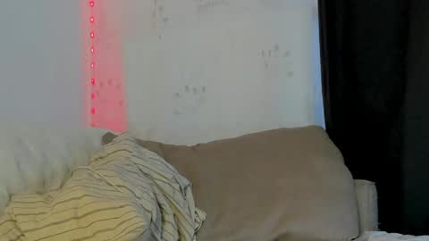 Snapshot of talkinghead7 chatting on April 28, 2026, 4:28 am Colin online show from April 28, 2026, 4:28 am