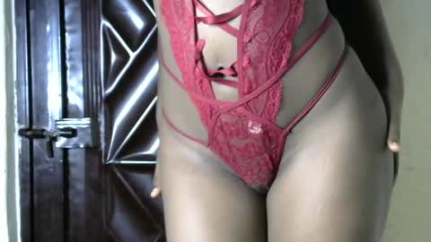 tall_choco online show from April 27, 2026, 11:58 pm
