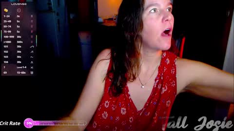 Snapshot of talljosie chatting on November 4, 2025, 1:38 am Defututa online show from November 4, 2025, 1:38 am