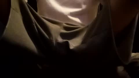 Snapshot of talllighthandsom chatting on September 29, 2025, 5:56 am talllighthandsom online show from September 29, 2025, 5:56 am