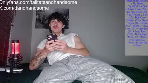 talltatsandhandsome2 online show from April 4, 2026, 2:43 am