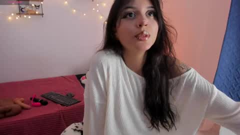 Snapshot of tamara_aluna_ chatting on June 2, 2026, 4:31 pm Tamy online show from June 2, 2026, 4:31 pm