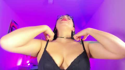 Snapshot of tamara_rouse1 chatting on September 25, 2025, 4:38 am tamara online show from September 25, 2025, 4:38 am