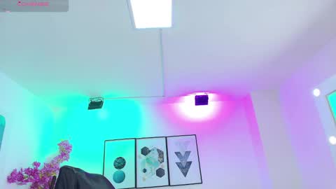 Snapshot of tamara_slimx chatting on September 26, 2025, 10:19 am Tamara online show from September 26, 2025, 10:19 am