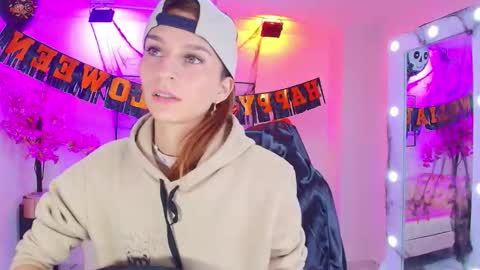 Snapshot of tamara_slimx chatting on November 2, 2025, 3:09 am Tamara online show from November 2, 2025, 3:09 am