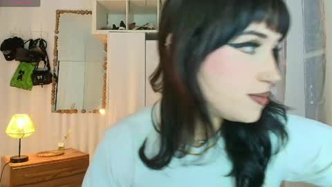 Cami 3 online show from May 7, 2026, 12:10 pm
