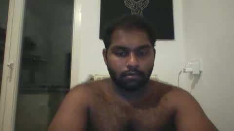 tamilpaiyan09 online show from January 17, 2026, 10:57 pm