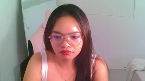 Snapshot of tammipoulton chatting on May 31, 2026, 2:13 pm Angel online show from May 31, 2026, 2:13 pm