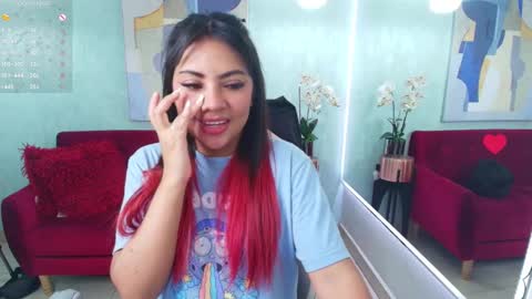 Snapshot of tammy_petit chatting on January 22, 2025, 3:41 am Tammy online show from January 22, 2025, 3:41 am