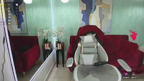 Snapshot of tammy_petit chatting on February 20, 2025, 7:34 am Tammy online show from February 20, 2025, 7:34 am