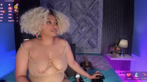 Snapshot of tammybrown1 chatting on July 1, 2026, 4:03 am T A M M Y online show from July 1, 2026, 4:03 am