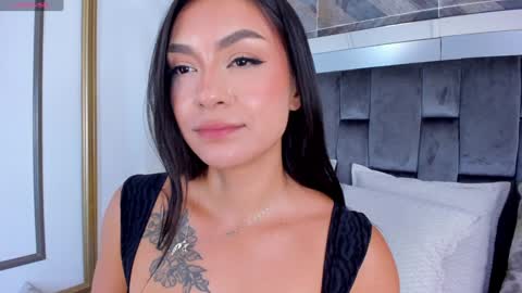 Snapshot of tamy_honey chatting on December 20, 2024, 2:52 am Tamy online show from December 20, 2024, 2:52 am