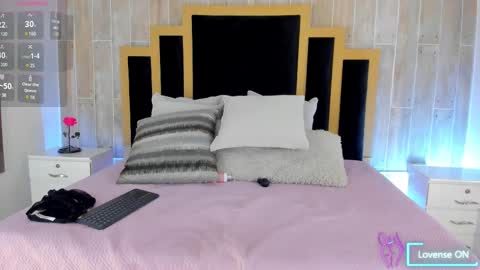 Snapshot of tamy_honey chatting on February 20, 2025, 3:12 am Tamy online show from February 20, 2025, 3:12 am