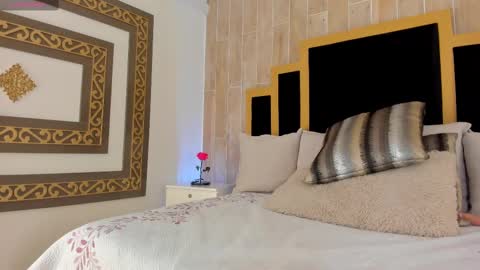 Snapshot of tamy_honey chatting on February 20, 2025, 11:21 pm Tamy online show from February 20, 2025, 11:21 pm