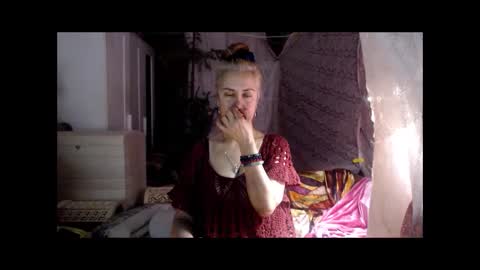 Milena online show from December 13, 2025, 8:14 pm