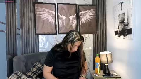 Snapshot of tania_cambridge chatting on July 8, 2026, 8:57 pm online show from July 8, 2026, 8:57 pm