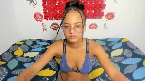 tania_hot0 online show from December 1, 2025, 1:38 pm