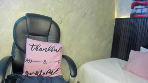 Tanisha online show from March 7, 2026, 12:18 am