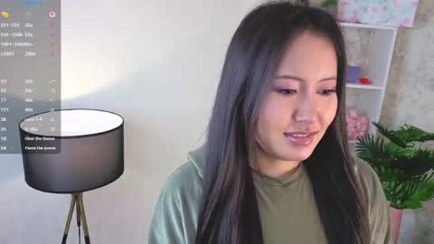 Snapshot of tanjatamburrino chatting on May 30, 2026, 4:37 pm Hello Im Lilly online show from May 30, 2026, 4:37 pm