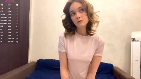 Mia online show from March 5, 2026, 1:23 am