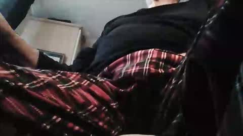 Snapshot of tantric43 chatting on December 2, 2025, 9:36 am alex tanner online show from December 2, 2025, 9:36 am