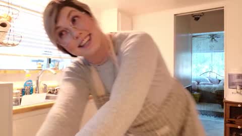 Snapshot of tantric_eden_ chatting on October 30, 2025, 10:10 pm Lilith Eden sometimes Eve online show from October 30, 2025, 10:10 pm