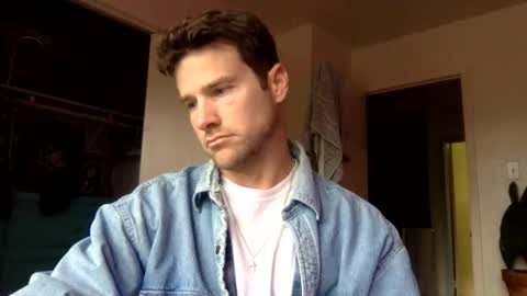 Dr. Love online show from November 1, 2025, 7:49 pm