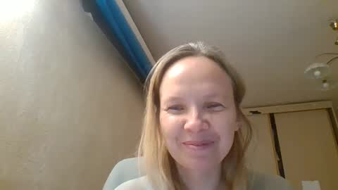 tanystar online show from November 24, 2025, 11:32 am