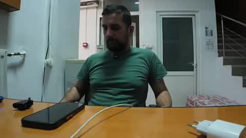 Snapshot of tarkan198 chatting on January 7, 2025, 3:54 pm tarkan198 online show from January 7, 2025, 3:54 pm