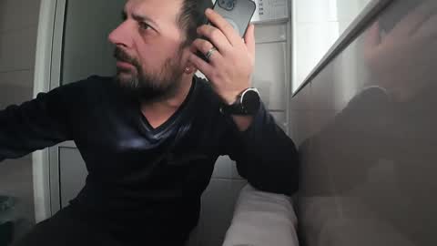 Snapshot of tarkan198 chatting on January 10, 2025, 8:07 am tarkan198 online show from January 10, 2025, 8:07 am