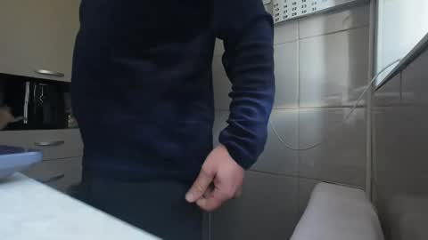 Snapshot of tarkan198 chatting on January 10, 2025, 11:11 am tarkan198 online show from January 10, 2025, 11:11 am