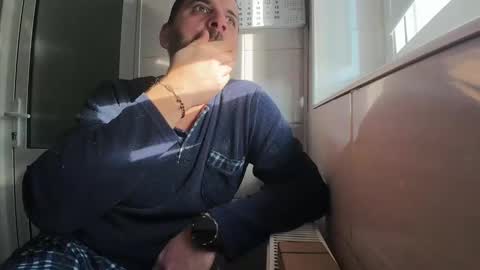 Snapshot of tarkan198 chatting on January 11, 2025, 8:00 am tarkan198 online show from January 11, 2025, 8:00 am