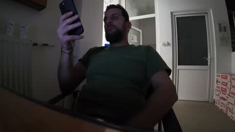 Snapshot of tarkan198 chatting on January 28, 2025, 8:04 pm tarkan198 online show from January 28, 2025, 8:04 pm