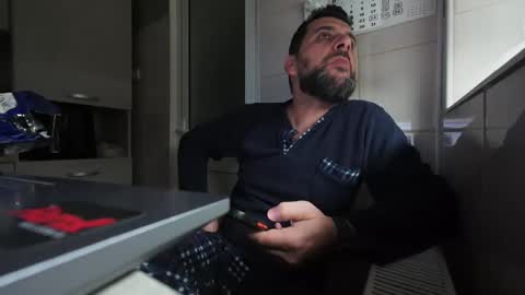 Snapshot of tarkan198 chatting on February 1, 2025, 11:10 am tarkan198 online show from February 1, 2025, 11:10 am