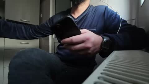 Snapshot of tarkan198 chatting on February 10, 2025, 6:09 am tarkan198 online show from February 10, 2025, 6:09 am