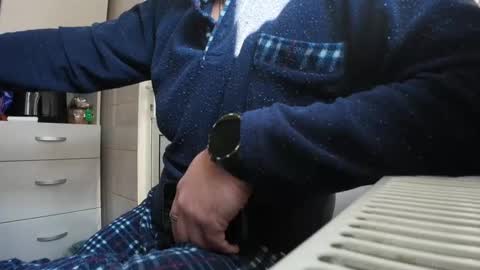 Snapshot of tarkan198 chatting on February 19, 2025, 8:44 am tarkan198 online show from February 19, 2025, 8:44 am