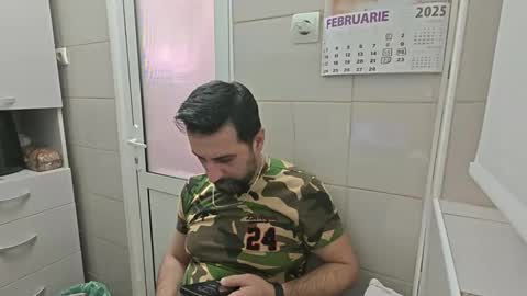 Snapshot of tarkan198 chatting on February 26, 2025, 6:00 pm tarkan198 online show from February 26, 2025, 6:00 pm