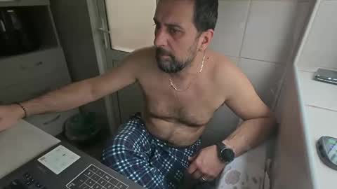 Snapshot of tarkan198 chatting on February 28, 2025, 10:30 am tarkan198 online show from February 28, 2025, 10:30 am