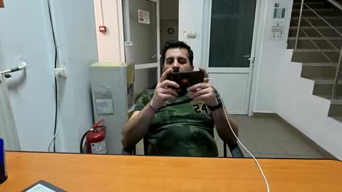 Snapshot of tarkan198 chatting on March 2, 2025, 6:19 pm tarkan198 online show from March 2, 2025, 6:19 pm