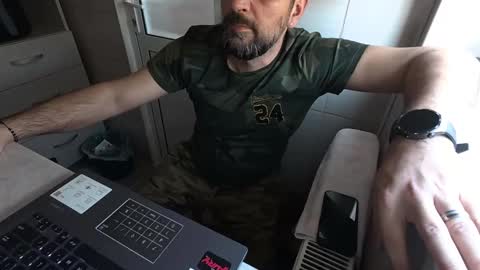 Snapshot of tarkan198 chatting on March 4, 2025, 12:55 pm tarkan198 online show from March 4, 2025, 12:55 pm