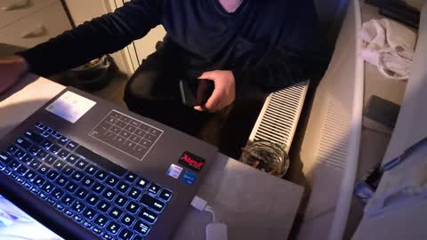 Snapshot of tarkan198 chatting on March 7, 2025, 7:49 pm tarkan198 online show from March 7, 2025, 7:49 pm