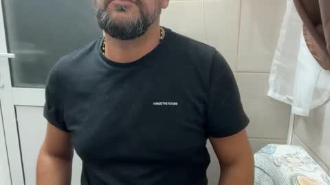 Snapshot of tarkan198 chatting on September 25, 2025, 4:21 pm tarkan198 online show from September 25, 2025, 4:21 pm