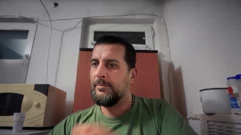 Snapshot of tarkan198 chatting on October 23, 2025, 6:39 pm tarkan198 online show from October 23, 2025, 6:39 pm