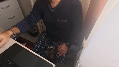 tarkan198 online show from November 21, 2025, 8:57 am