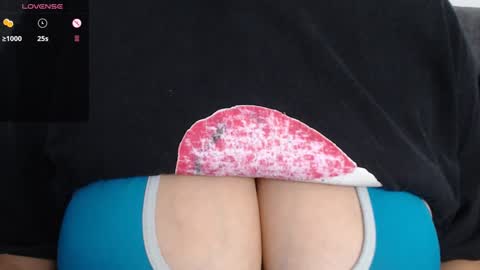 tarrant_ online show from December 25, 2024, 2:14 am