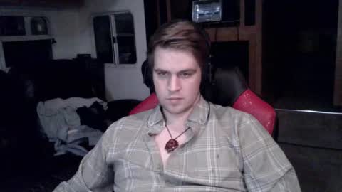 tarus333 online show from December 4, 2025, 7:50 am