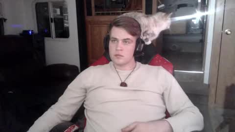 tarus333 online show from February 15, 2026, 9:41 am