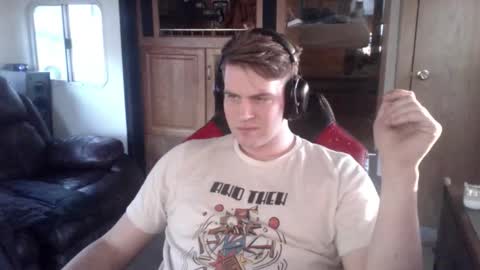 tarus333 online show from February 15, 2026, 11:34 pm