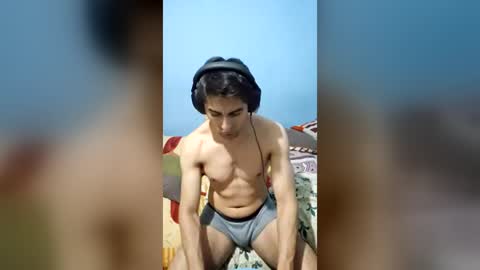 Snapshot of tarzan_07 chatting on July 5, 2026, 6:31 am tarzan_07 online show from July 5, 2026, 6:31 am