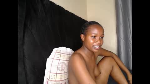 Snapshot of tasha_kimmy chatting on October 2, 2025, 7:21 pm Ireen online show from October 2, 2025, 7:21 pm